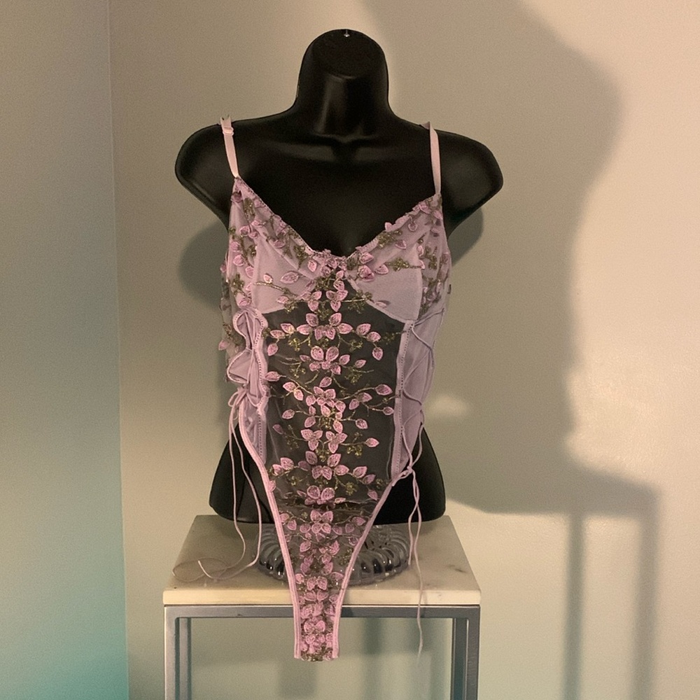 Floral Lace Bodysuit